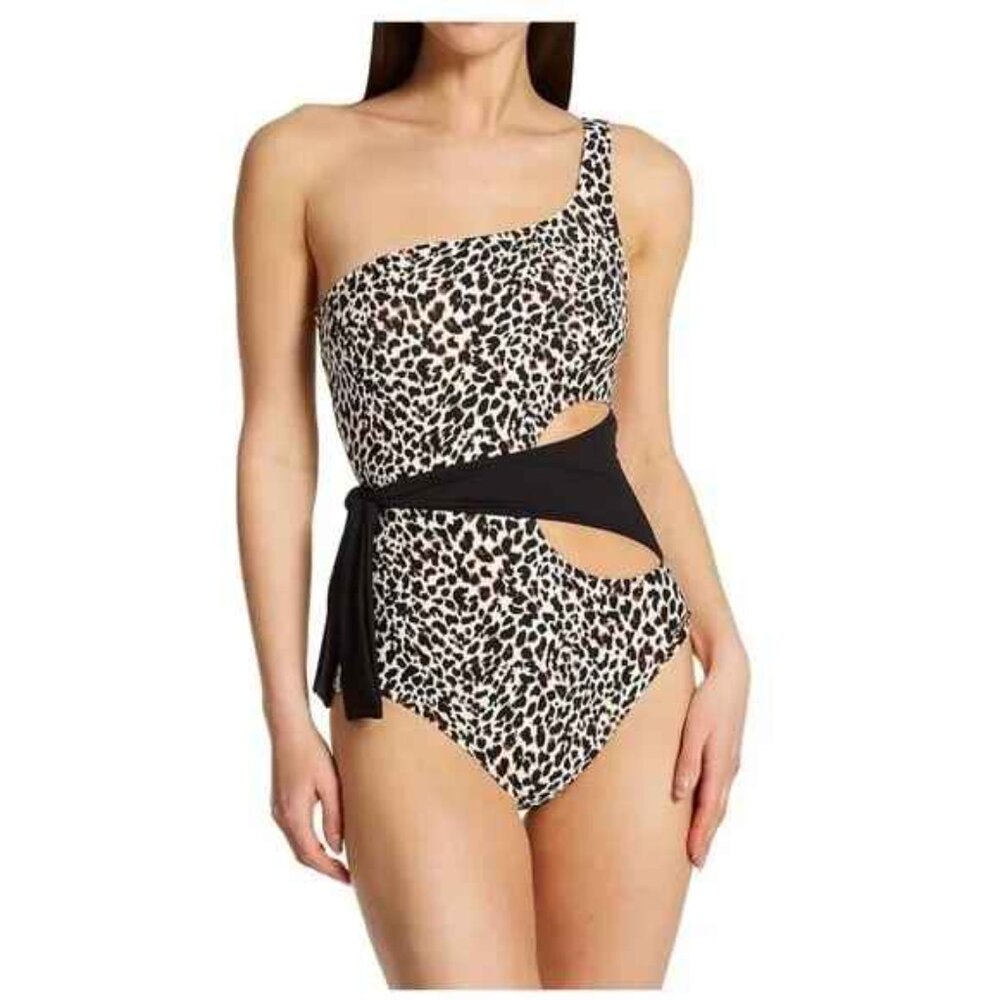 🎈(❁´◡`❁)HOST PIC!🐾Vince Camuto Cheetah Wrap Sz 10 NWT🐾